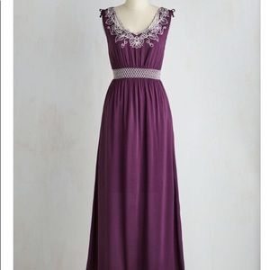 Up the Garden Path Dress in Plum in L
